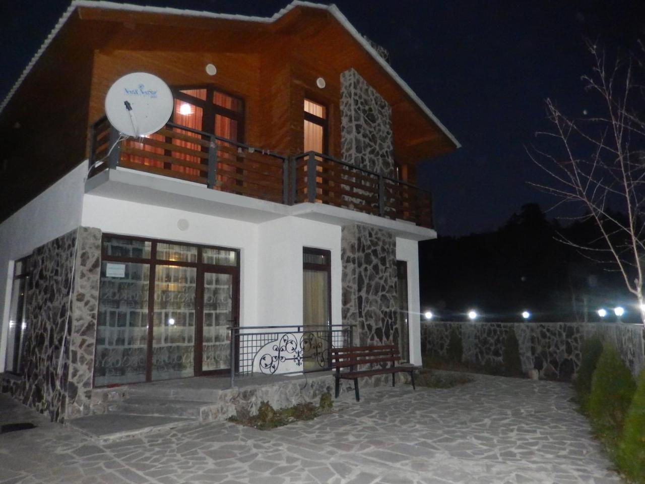 Cottage Sunny Side Bakuriani Exterior photo